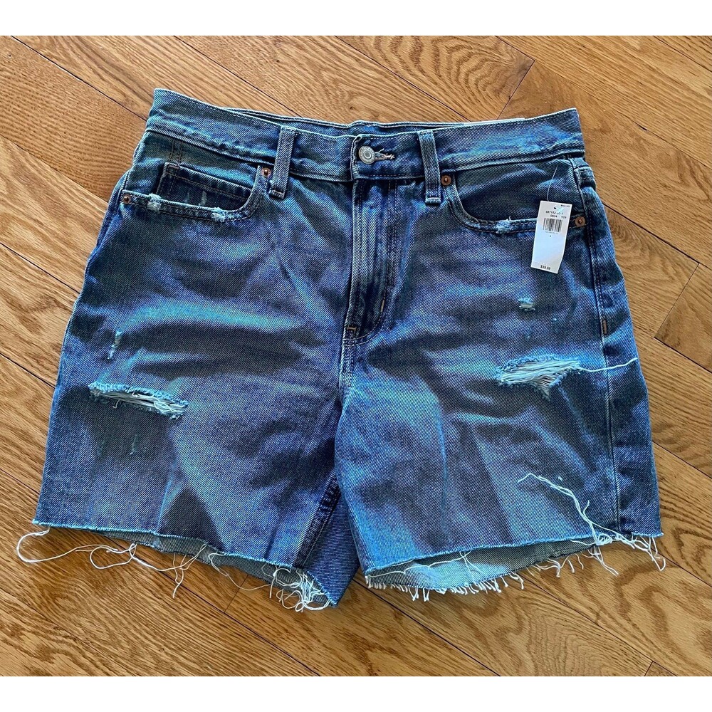 Women’s Old Navy Jean Shorts - NWT - Size: 4